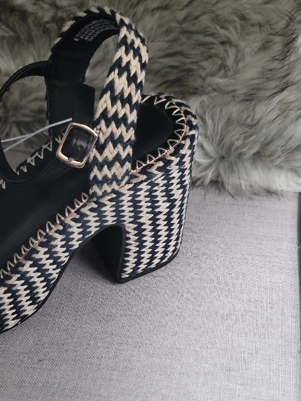Universal Thread-Target Brand Woven Platform Sandals - Black & Cream